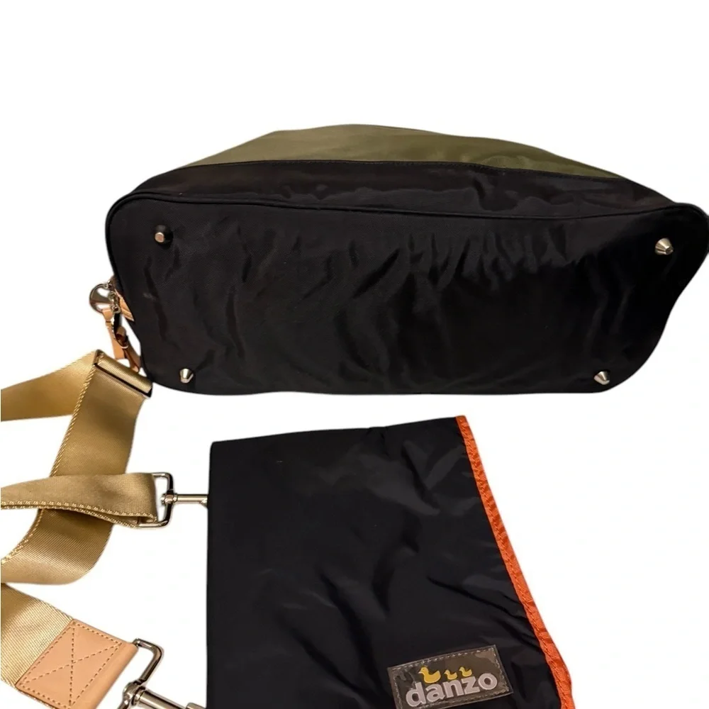 Danzo Retro Diaper Or Travel Bag Pockets W/ Labels Changing Mat Adjustable Strap